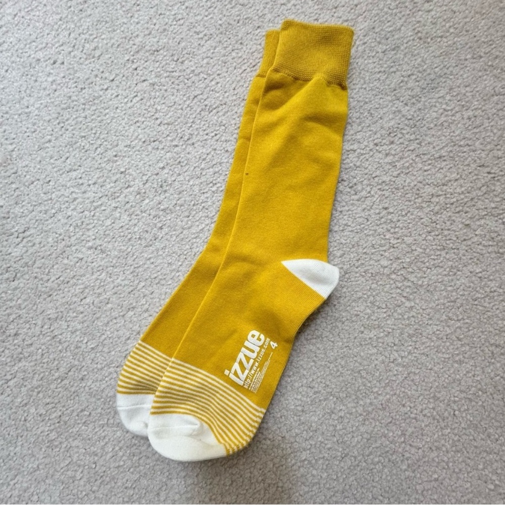 Izzue Men Yellow and White Socks (New) Size 4
